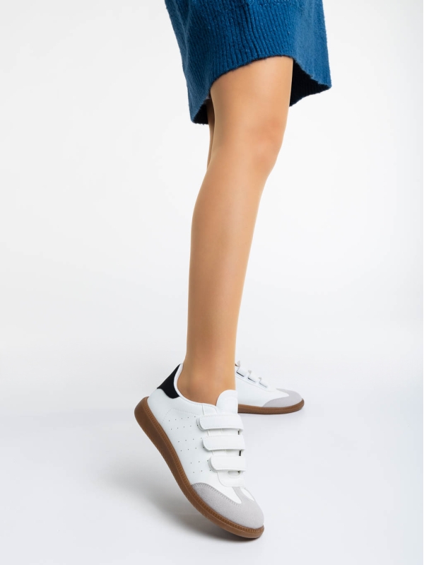 Дамски  спортни обувки бели с черно от екологична кожа Raynor, 3 - Kalapod.bg