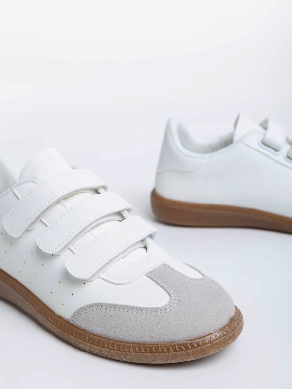 Дамски спортни обувки бели от екологична кожа Raynor, 6 - Kalapod.bg
