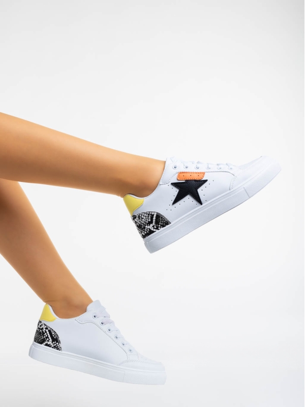 Дамски  спортни обувки бели с черно от екологична кожа Yeva, 4 - Kalapod.bg
