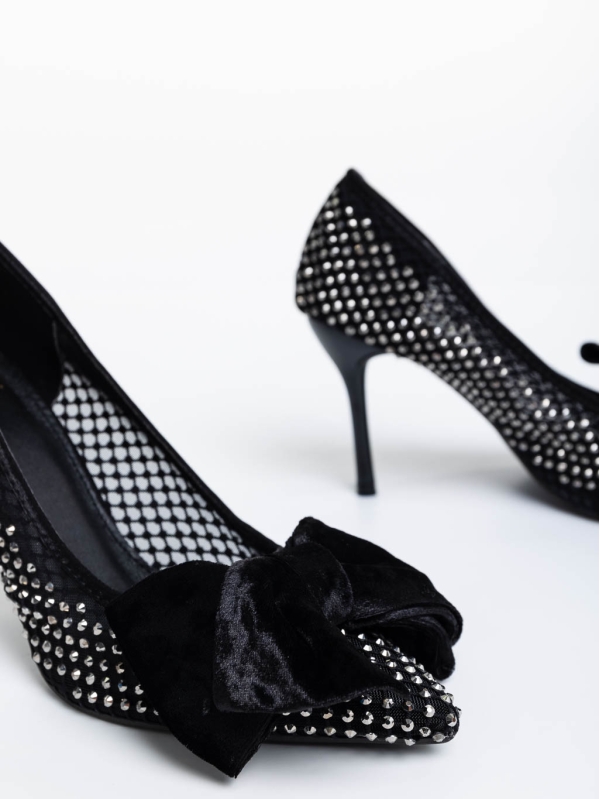 Дамски обувки с ток черни от текстилен  материал Marliss, 6 - Kalapod.bg