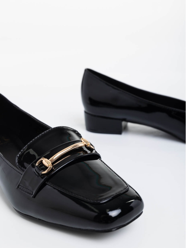Дамски обувки с ток черни  от екологична кожа лачена Shantay, 4 - Kalapod.bg