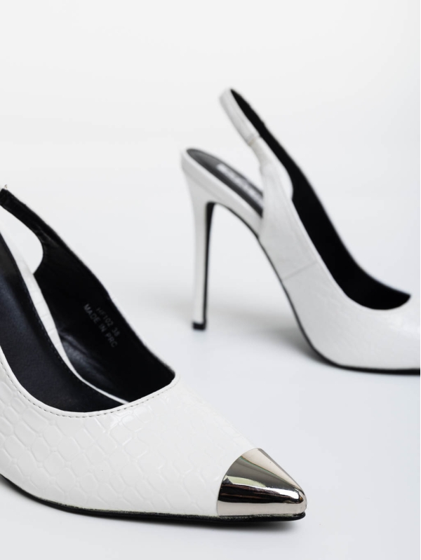 Дамски обувки с ток бели  от екологична кожа лачена Sheyla, 6 - Kalapod.bg