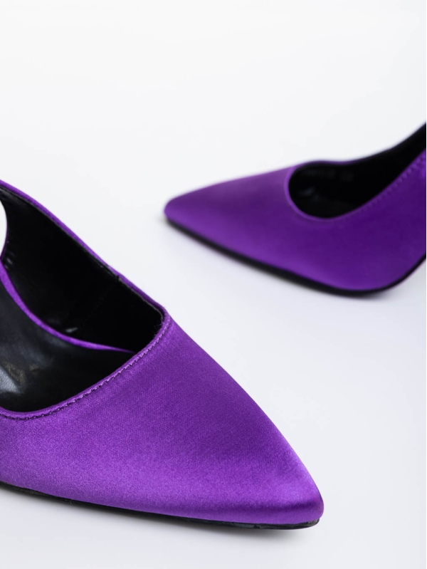 Дамски обувки с ток лилави от текстилен материал Idonea, 6 - Kalapod.bg