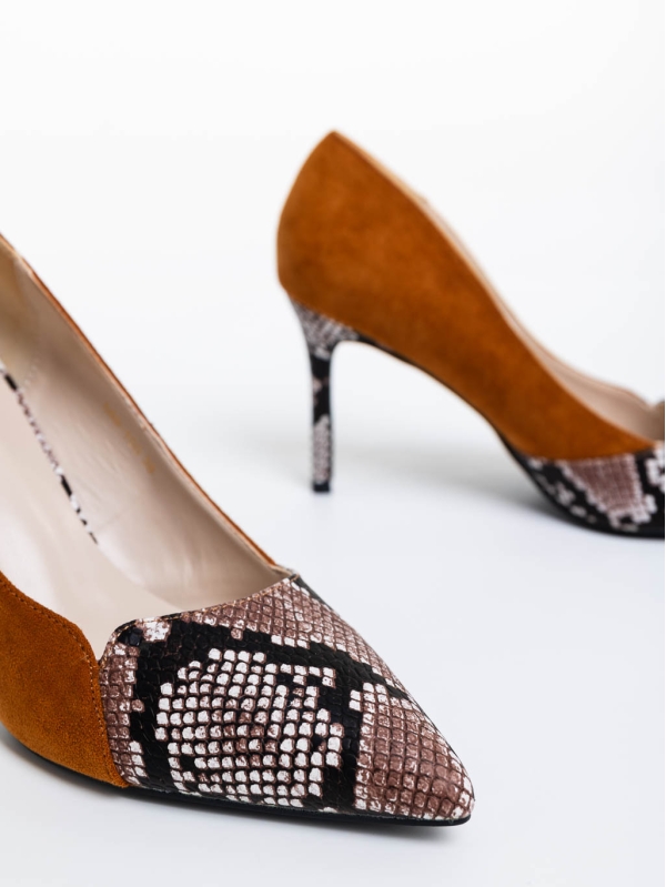 Дамски обувки с ток кафяви от екологична кожа и текстилен материал Sariah, 6 - Kalapod.bg
