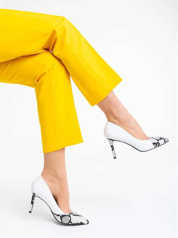 Дамски обувки с ток бели  от екологична кожа и текстилен материал Sariah, 4 - Kalapod.bg