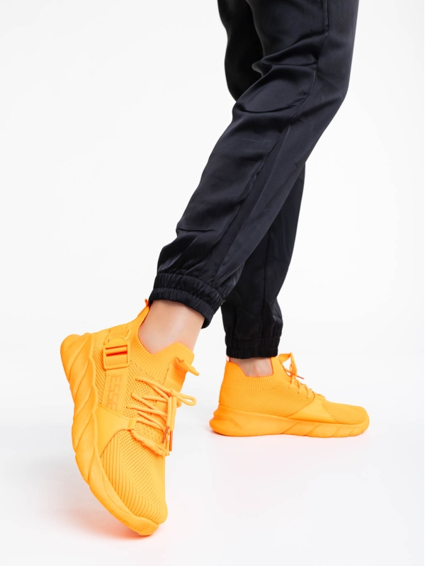 Дамски спортни обувки оранжеви от текстилен материал Renie, 3 - Kalapod.bg