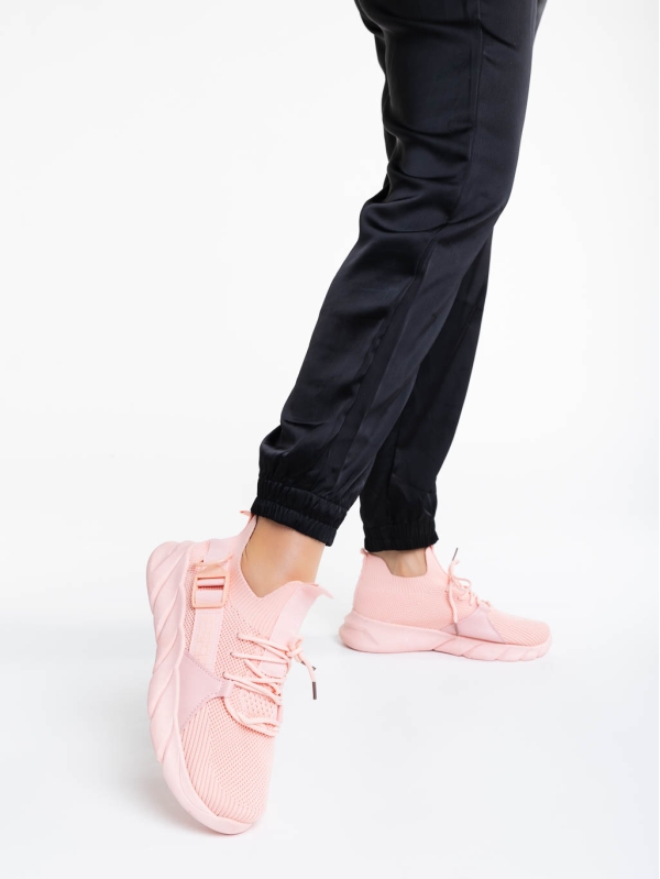 Дамски спортни обувки розови от текстилен материал Renie, 3 - Kalapod.bg