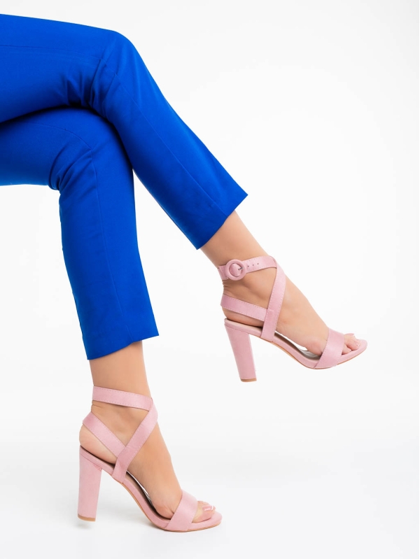 Дамски обувки с ток светло розови от текстилен материал Odella, 4 - Kalapod.bg