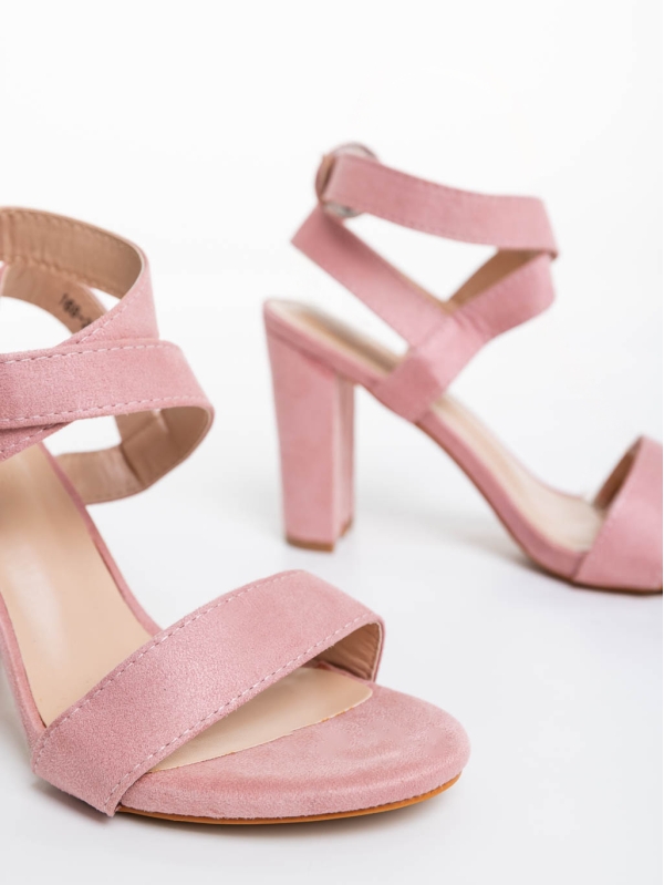 Дамски обувки с ток светло розови от текстилен материал Odella, 6 - Kalapod.bg
