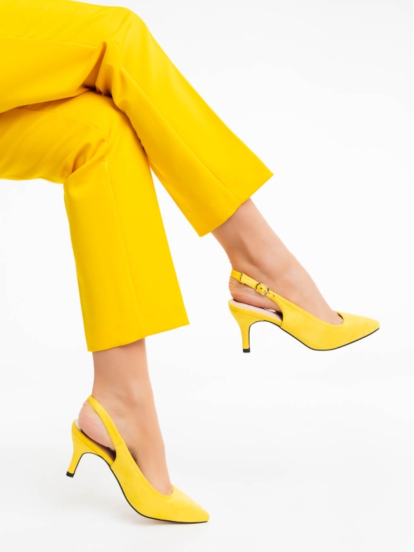 Дамски обувки с ток жълти от текстилен материал Opaline, 4 - Kalapod.bg