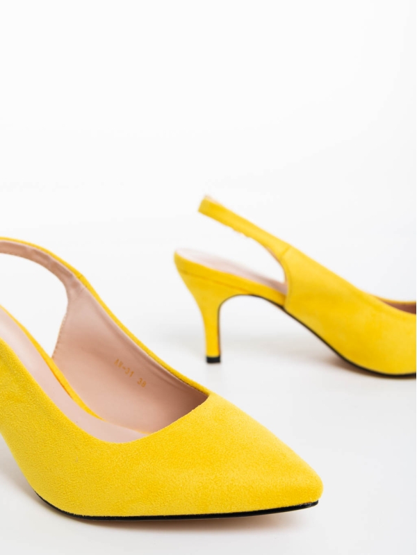Дамски обувки с ток жълти от текстилен материал Opaline, 6 - Kalapod.bg
