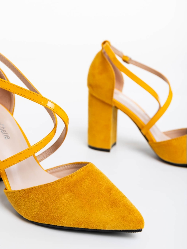 Дамски обувки с ток жълти от текстилен материал Sirenna, 6 - Kalapod.bg