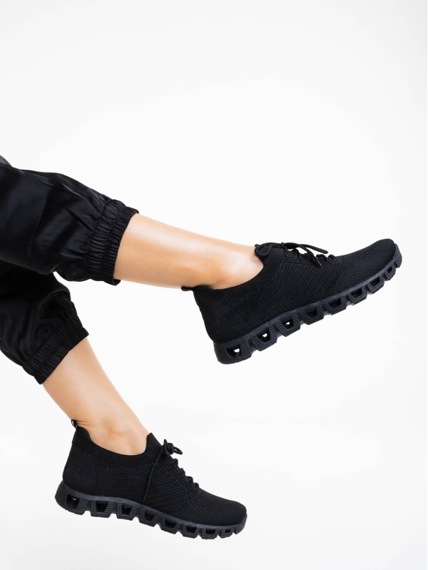 Дамски спортни обувки черни от текстилен материал Romeesa, 4 - Kalapod.bg