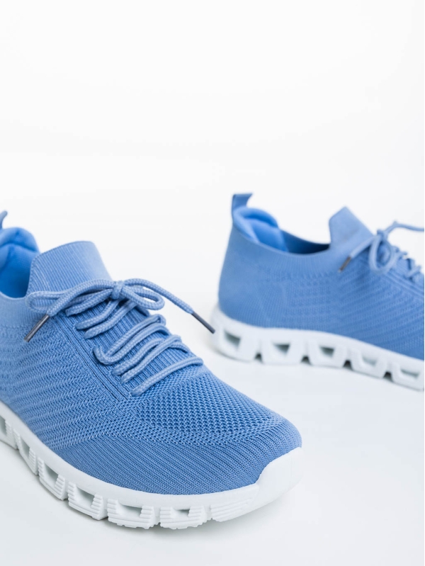 Дамски спортни обувки сини от текстилен материал Romeesa, 6 - Kalapod.bg
