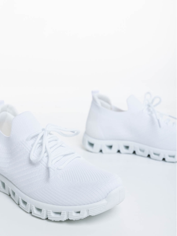 Дамски спортни обувки бели от текстилен материал Romeesa, 6 - Kalapod.bg