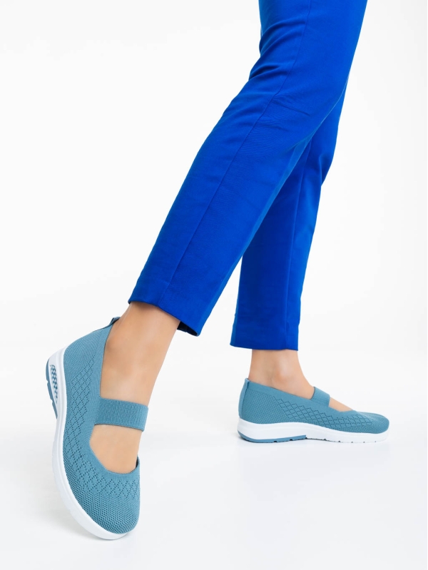 Дамски спортни обувки сини от текстилен материал Renora - Kalapod.bg