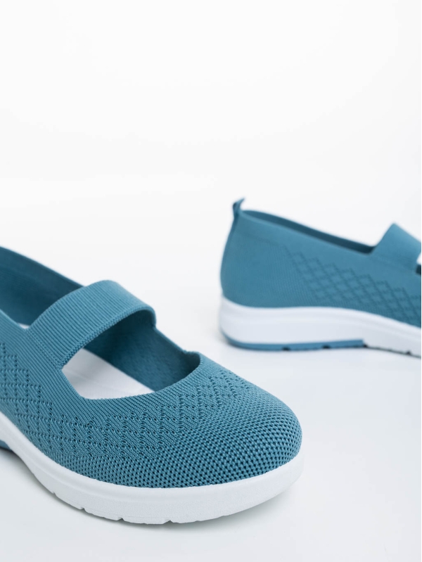 Дамски спортни обувки сини от текстилен материал Renora, 6 - Kalapod.bg
