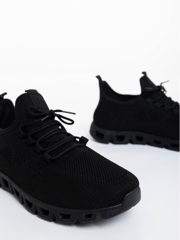 Мъжки спортни обувки черни от текстилен материал Astor, 4 - Kalapod.bg