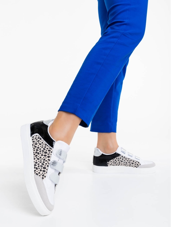 Дамски спортни обувки бели с леопардова шарка от екологична кожа Reiva, 4 - Kalapod.bg