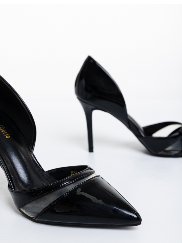 Дамски обувки с ток черни от екологична лачена кожа Szintia, 6 - Kalapod.bg