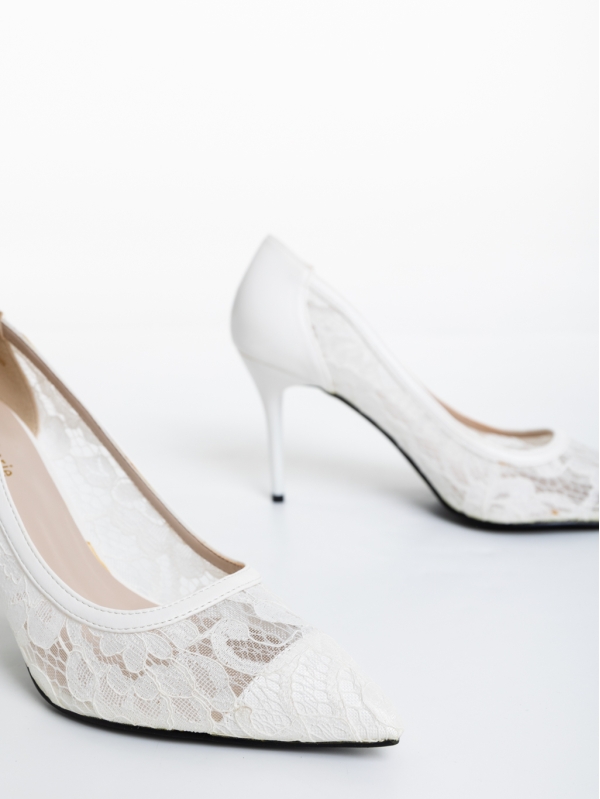 Дамски обувки с ток бели от текстилен материал Riam, 6 - Kalapod.bg