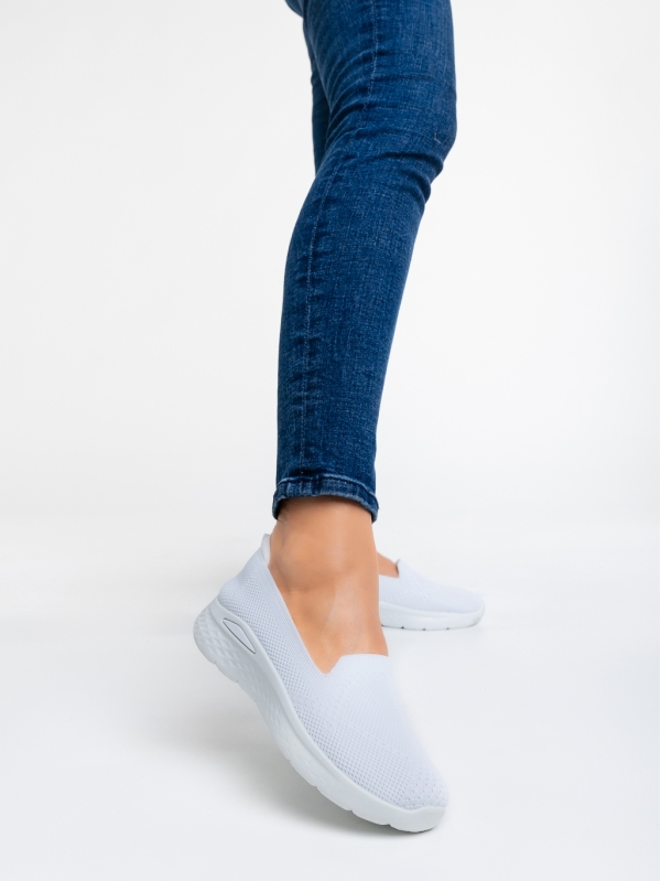 Дамски спортни обувки  бели от текстилен материал Amyna, 4 - Kalapod.bg