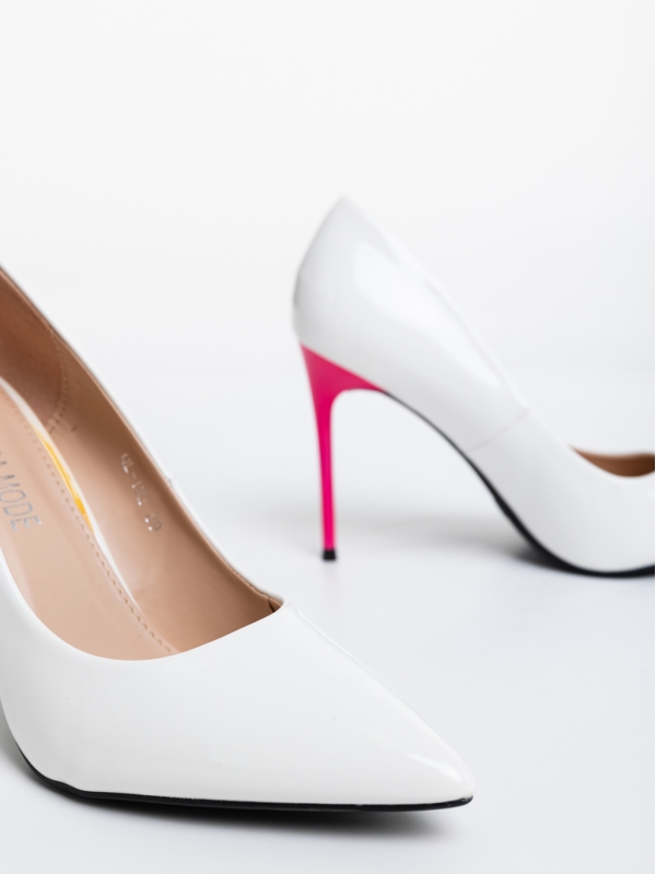 Дамски обувки с ток бели от екологична лачена кожа Malia, 6 - Kalapod.bg