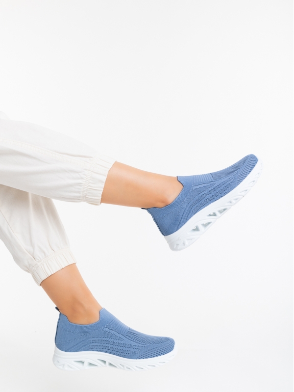 Дамски спортни обувки сини от текстилен материал Yazmin, 3 - Kalapod.bg