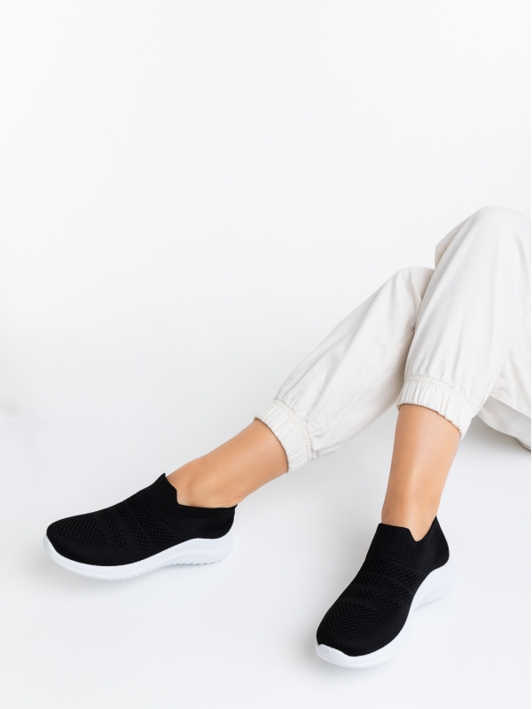 Дамски спортни обувки черни с бяло от текстилен материал  Sumitra, 4 - Kalapod.bg
