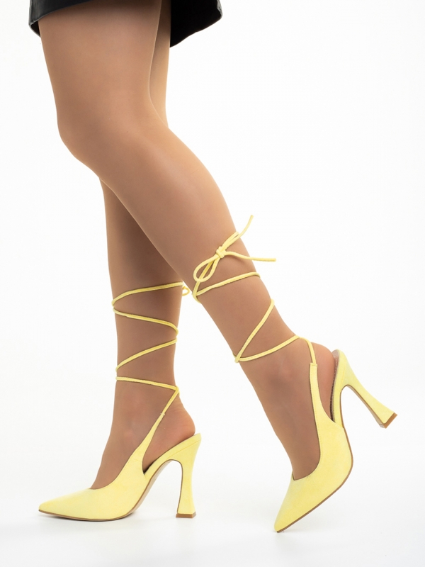 Дамски обувки  жълти  от текстилен материал  с ток  Raya, 2 - Kalapod.bg