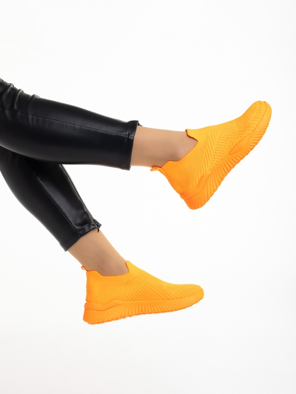 Дамски спортни обувки оранжеви  от текстилен материал  Murielle - Kalapod.bg