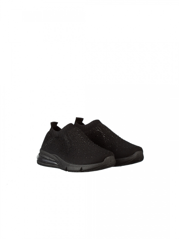 Детски спортни обувки черни от текстилен материал  Iutaf - Kalapod.bg