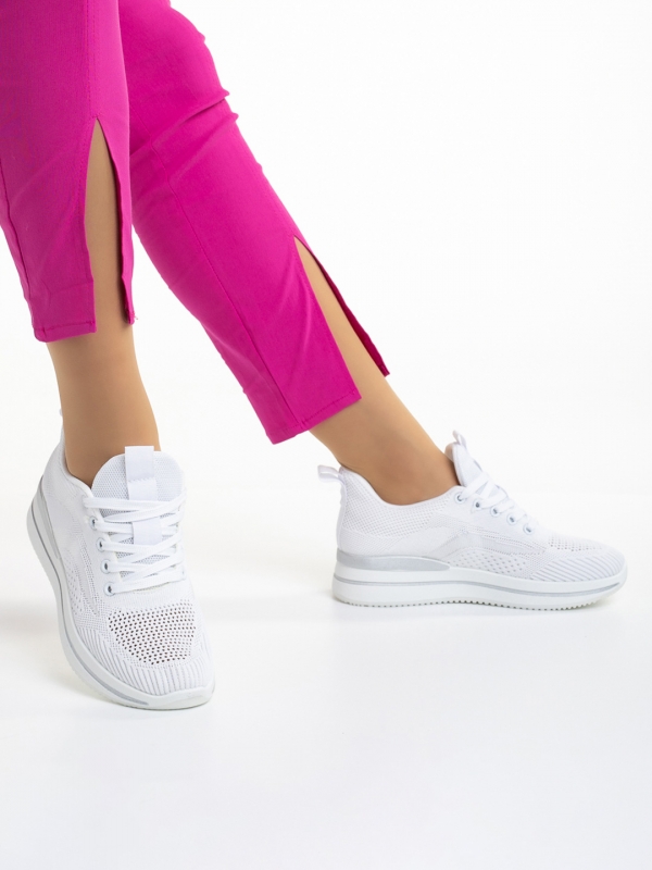 Дамски спортни обувки  бели от текстилен материал  Jelena - Kalapod.bg