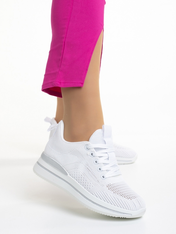 Дамски спортни обувки  бели от текстилен материал  Jelena, 2 - Kalapod.bg