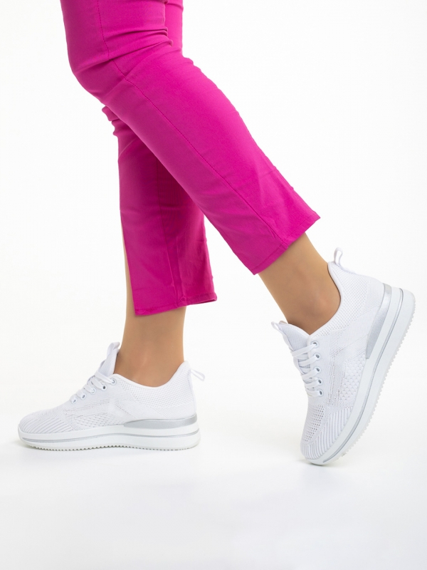 Дамски спортни обувки  бели от текстилен материал  Jelena, 3 - Kalapod.bg